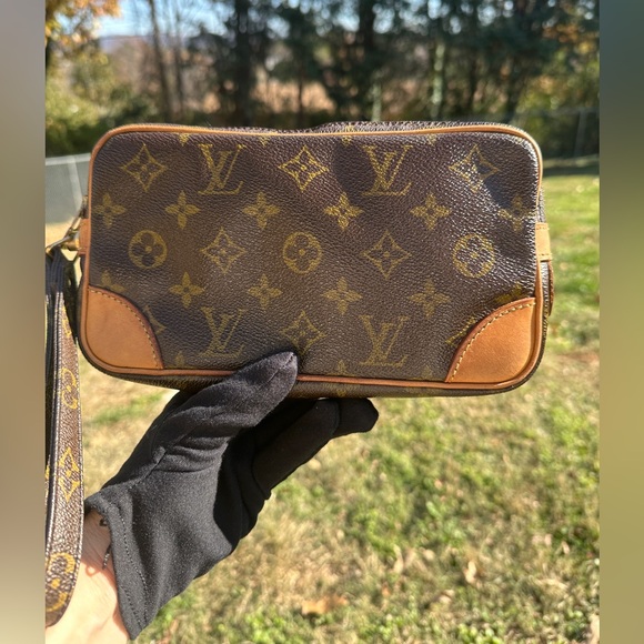 Louis Vuitton Marly Dragonne Wristlet PM w/ COA monogram canvas & leather 881TH - Picture 3 of 8